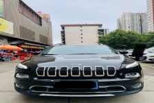 Jeep 自由光