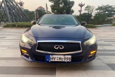 英菲尼迪Q50