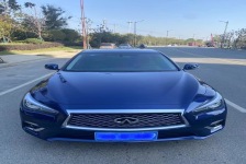 英菲尼迪Q50