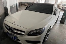 奔驰C级