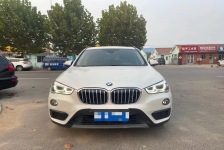 宝马X1