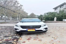 长安轿车 长安CS75