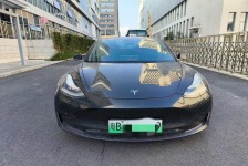 特斯拉 Model 3