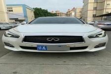 英菲尼迪Q50