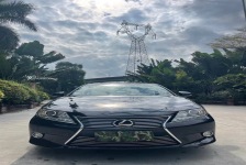 雷克萨斯ES