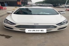 福特 福克斯三厢