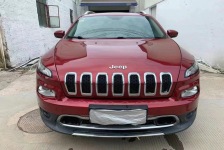 Jeep 自由光