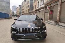 Jeep 自由光