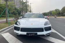 保时捷 卡宴