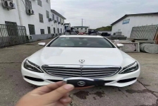 奔驰C级