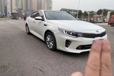 起亚K5