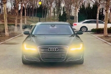 奥迪 A8