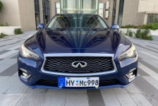 英菲尼迪Q50