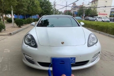 保时捷Panamera