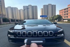 Jeep 自由光