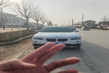 宝马X1