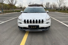 Jeep 自由光