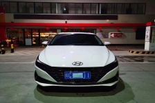 现代 伊兰特