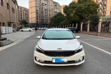 起亚K3