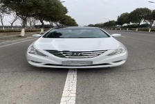 现代 索纳塔八