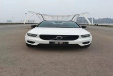沃尔沃 XC40