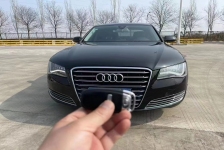奥迪 A8
