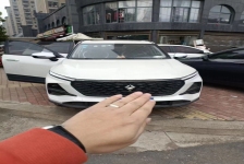 宝骏 RS3