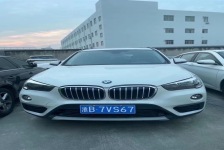 宝马X1
