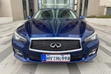 英菲尼迪Q50