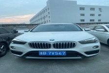 宝马X1