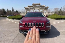 Jeep 自由光