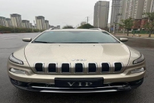 Jeep 自由光