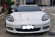 保时捷Panamera