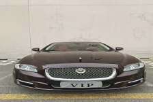 捷豹 XJL