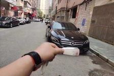 奔驰E级