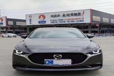 马自达 Mazda3 Axela昂克赛拉三厢
