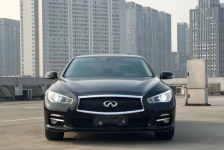 英菲尼迪Q50