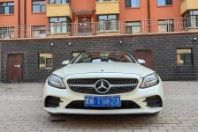 奔驰C级
