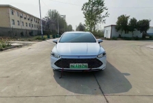 比亚迪 秦