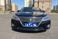 丰田 皇冠