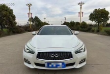 英菲尼迪Q50