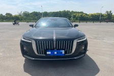 红旗 H9