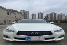 英菲尼迪Q50