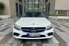 奔驰C级