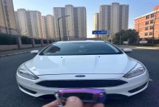 福特 福克斯两厢