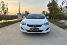 现代 朗动