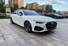 奥迪A4