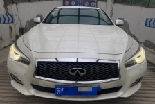 英菲尼迪Q50