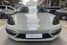 保时捷Panamera