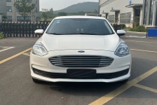 福特 福克斯三厢